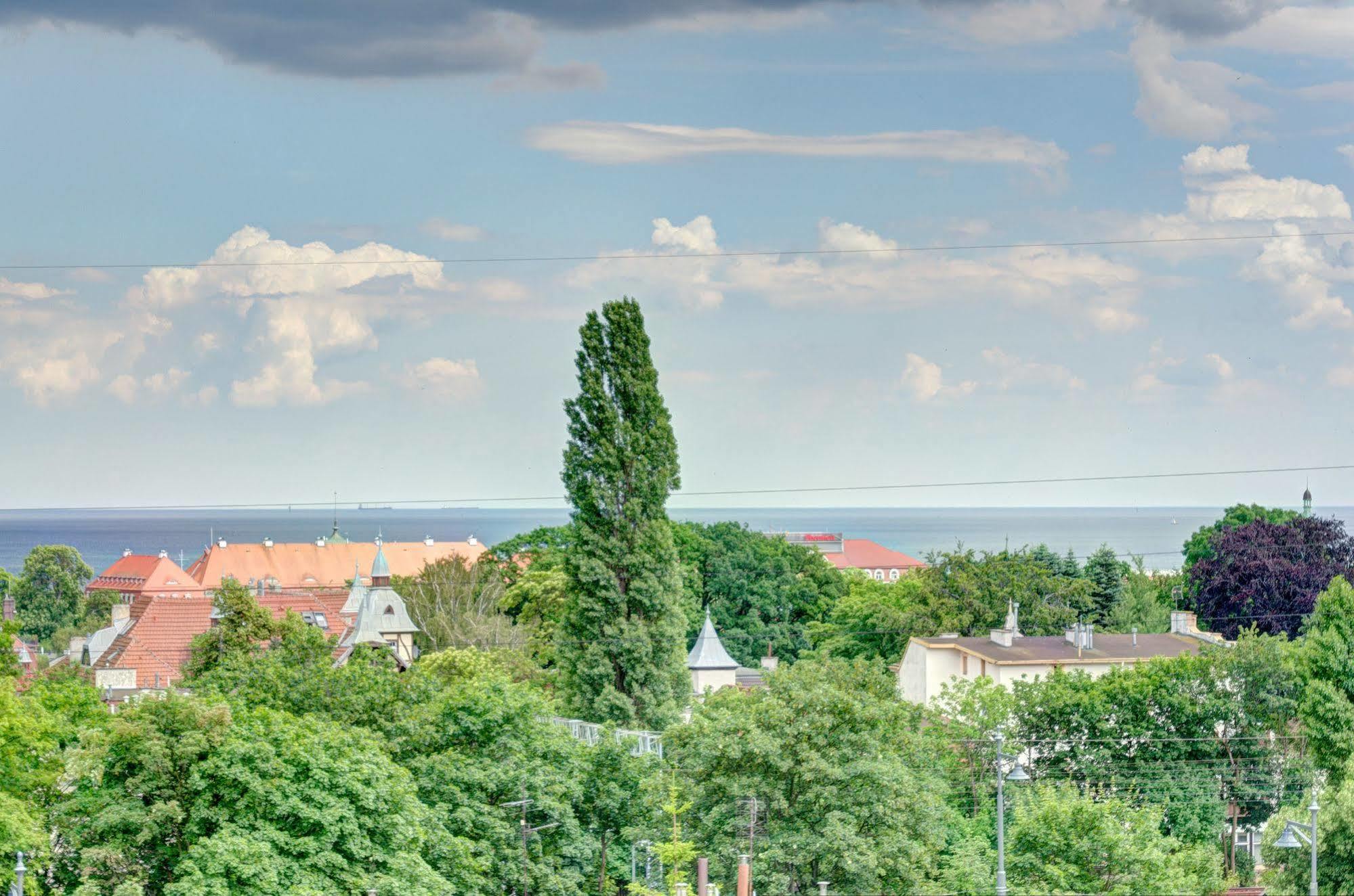 Dom & House - Apartments Aquarius Sopot Exteriör bild